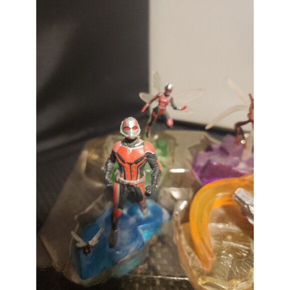 Disney Marvel Ant-Man and Wasp Exclusive 5-Piece (1 Missing) PVC Figure Play Set - Picture 2 of 12